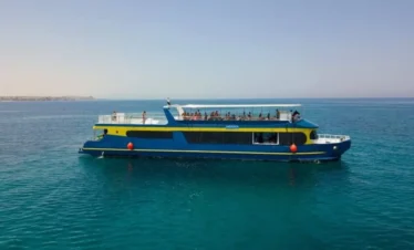 Conquest Semi Submarine